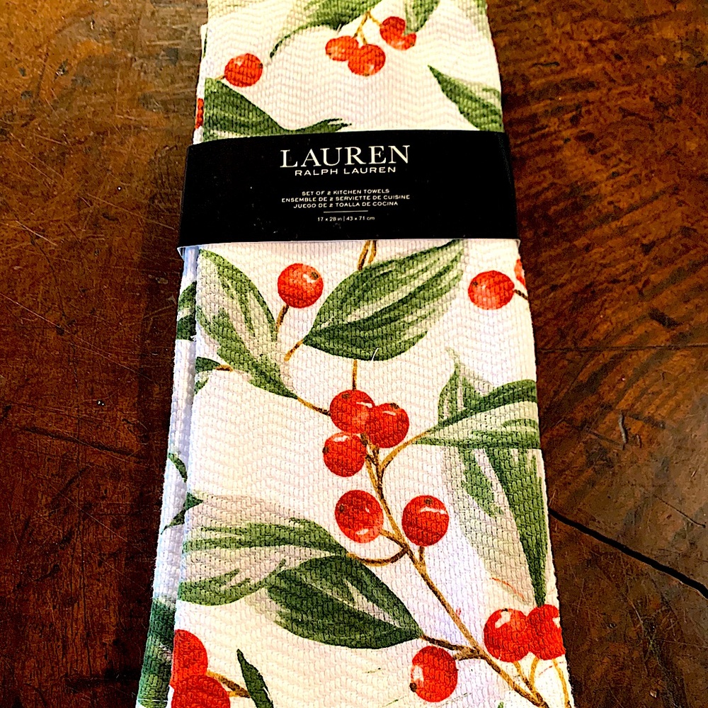 RALPH LAUREN KITCHEN TOWELS HOLIDAY BERRIES SET OF 2 NEW
